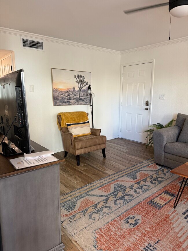 Foto del edificio - 3600 N Hayden Rd