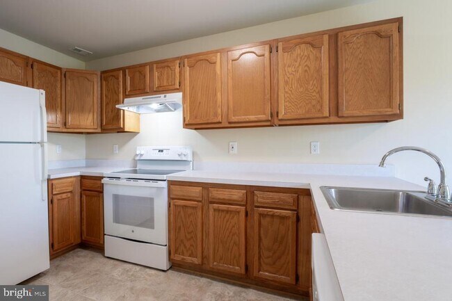 Foto del edificio - 3795 Harbor Rd