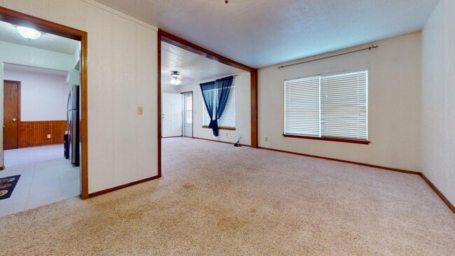 Building Photo - 180 Red Elk Dr