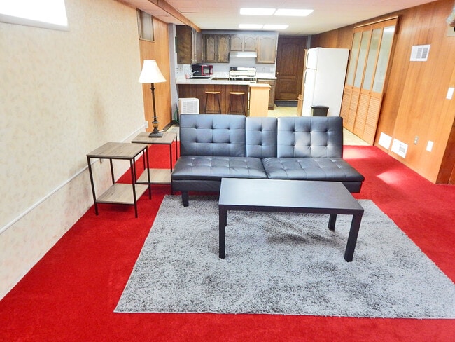 Living Area - 1765 Salt Rd