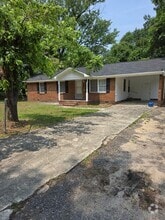 Building Photo - 3107 Santee River Dr