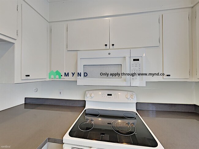 Foto del edificio - 1 br, 1 bath  - 2735 21st St