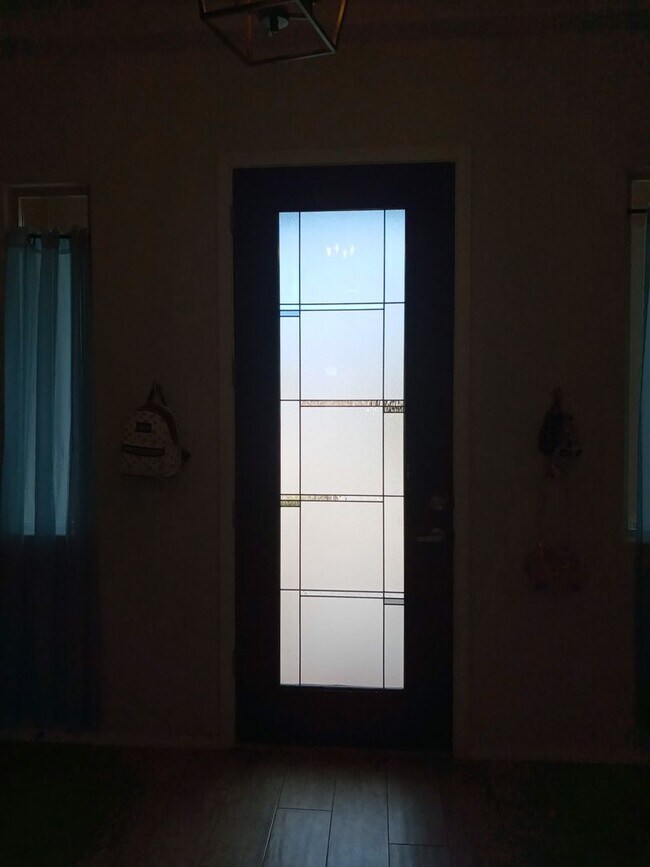 Foto del edificio - FOUR BEDROOM-SINGLE STORY-RIO RANCHO