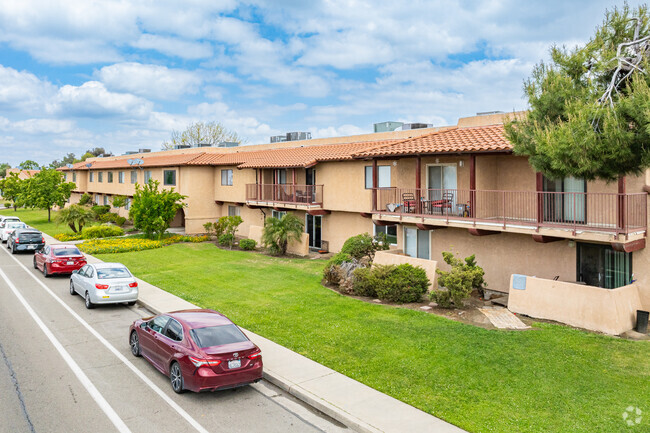 Alternate Building View - Villa Verde Condominiums