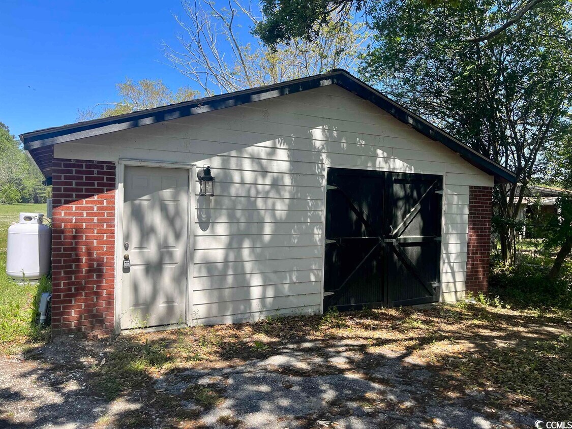 5910 Highmarket St, SC 29440 House Rental in