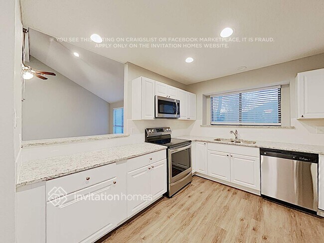 Foto del edificio - 1213 Colony St