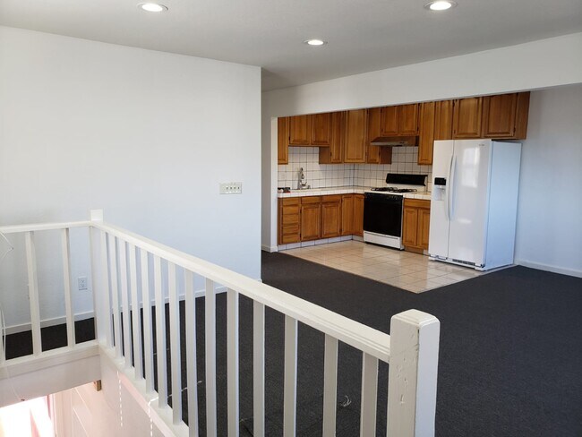 Foto del edificio - 129 Britton St