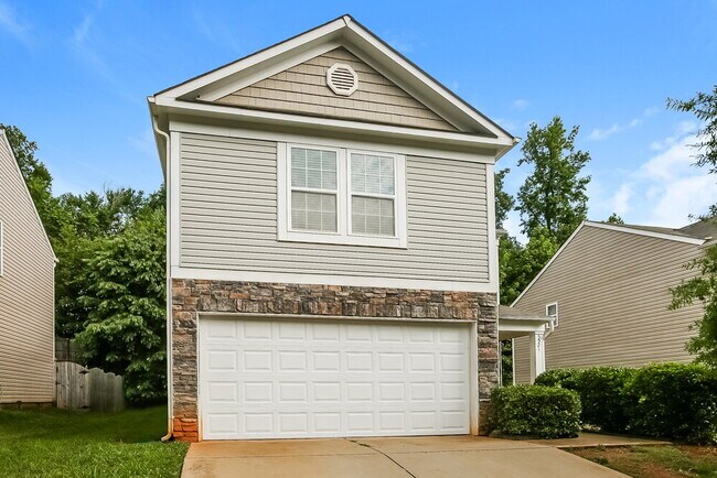 Foto del edificio - 5521 Twin Brook Dr