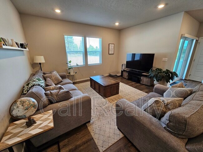 Foto del edificio - 3216 N Stanley Rd
