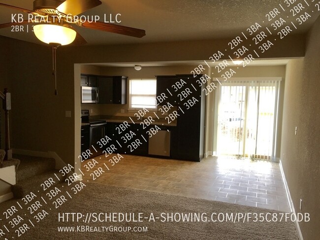 Building Photo - 2 Bed Townhome in Belton, Raymore-Peculiar...