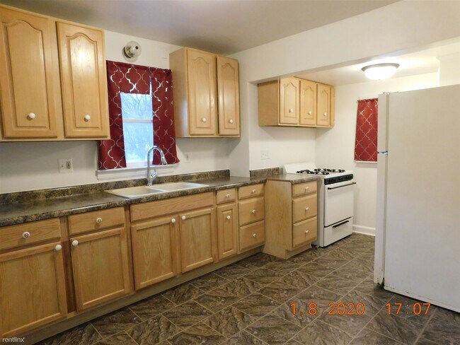 Foto del edificio - 2 br, 1.5 bath House - 110 Hudson Ave 110 ...