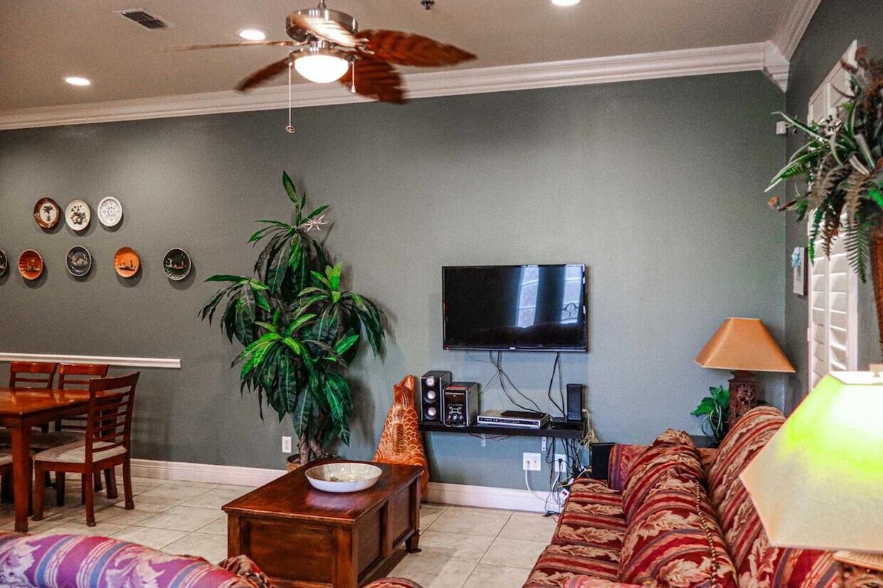 Foto principal - 117 E Lantana St