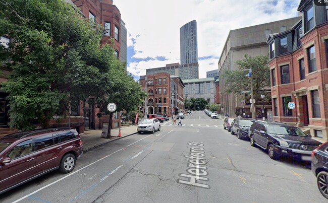 Foto del edificio - 48 Hereford St