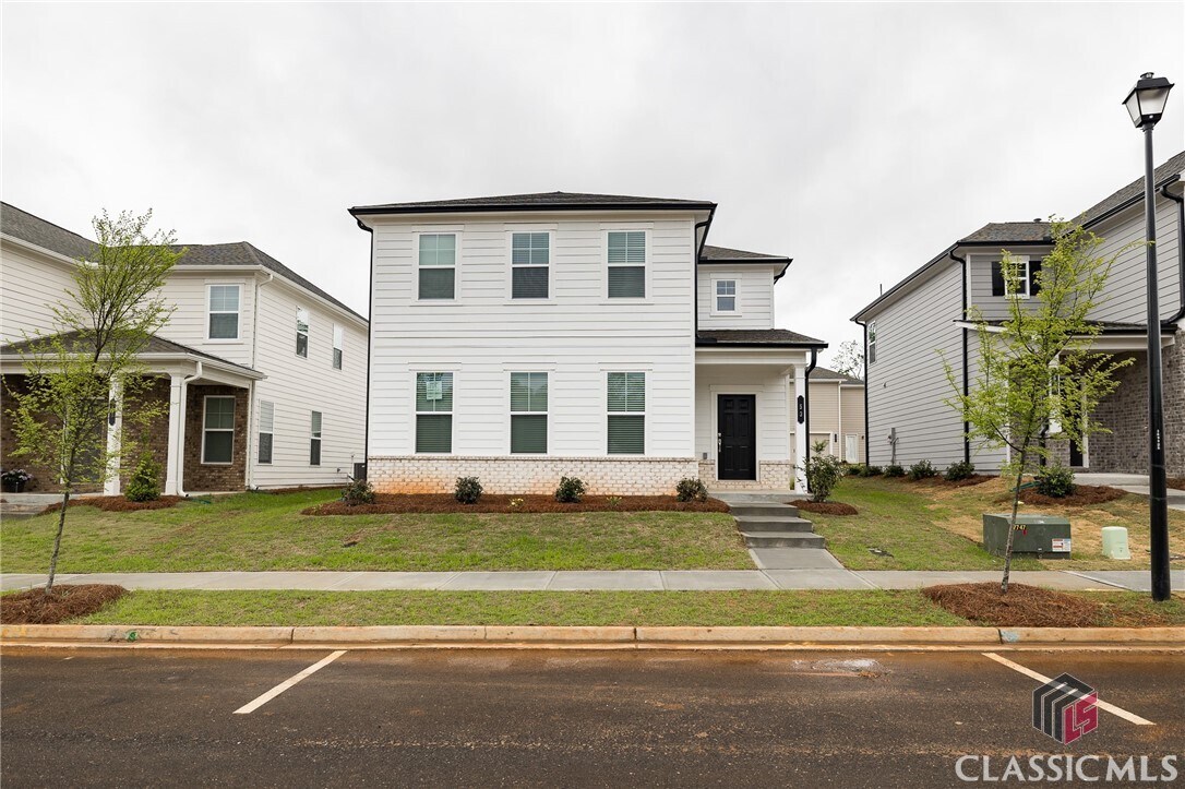 53 Goshawk St, Braselton, GA 30517 House Rental in Braselton, GA