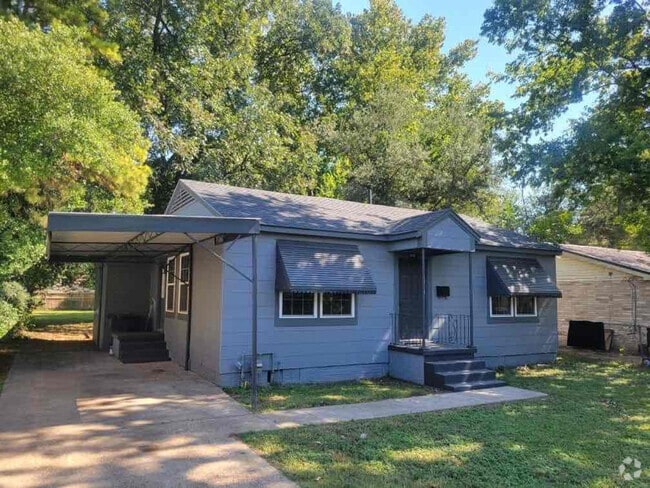 Building Photo - 1206 Boone St