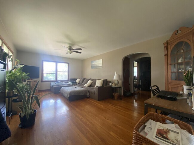 Foto del edificio - 16 Evergreen Ct