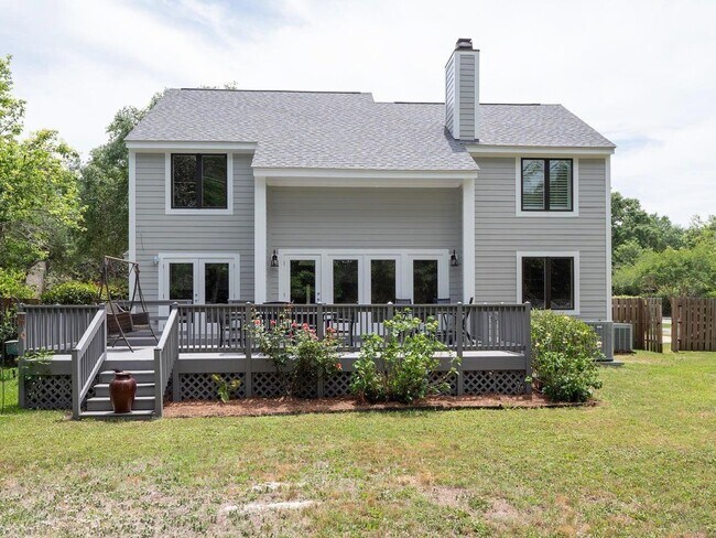 Building Photo - 746 Dragoon Dr