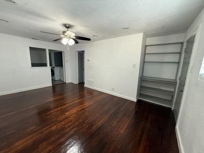 Photo - 1910 Escalon Ave Apartment