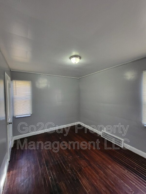 Foto del edificio - 16571 Lauder St