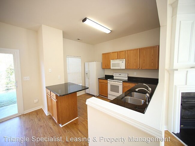 Building Photo - 3 br, 2.5 bath House - 5014 Echo Ridge Road
