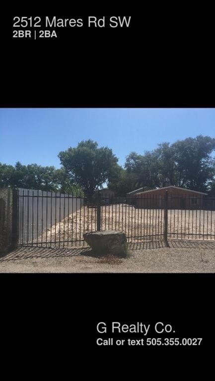 Building Photo - 2512 Mares Rd SW