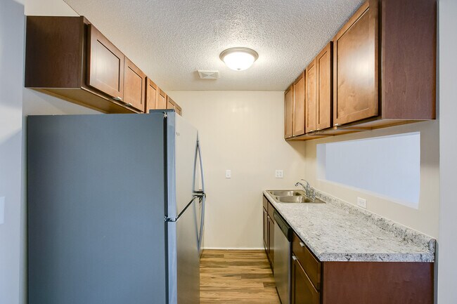 Foto del edificio - 1337 Arkwright St N