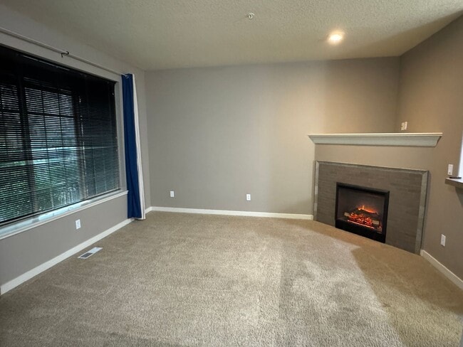Foto del edificio - Beautiful 2br/2.5ba Townhome in Arbor Parc...
