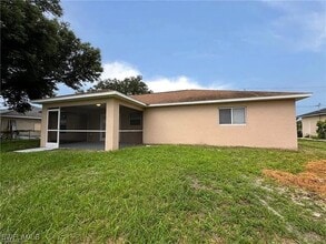 Building Photo - 1009 Chapel Ave