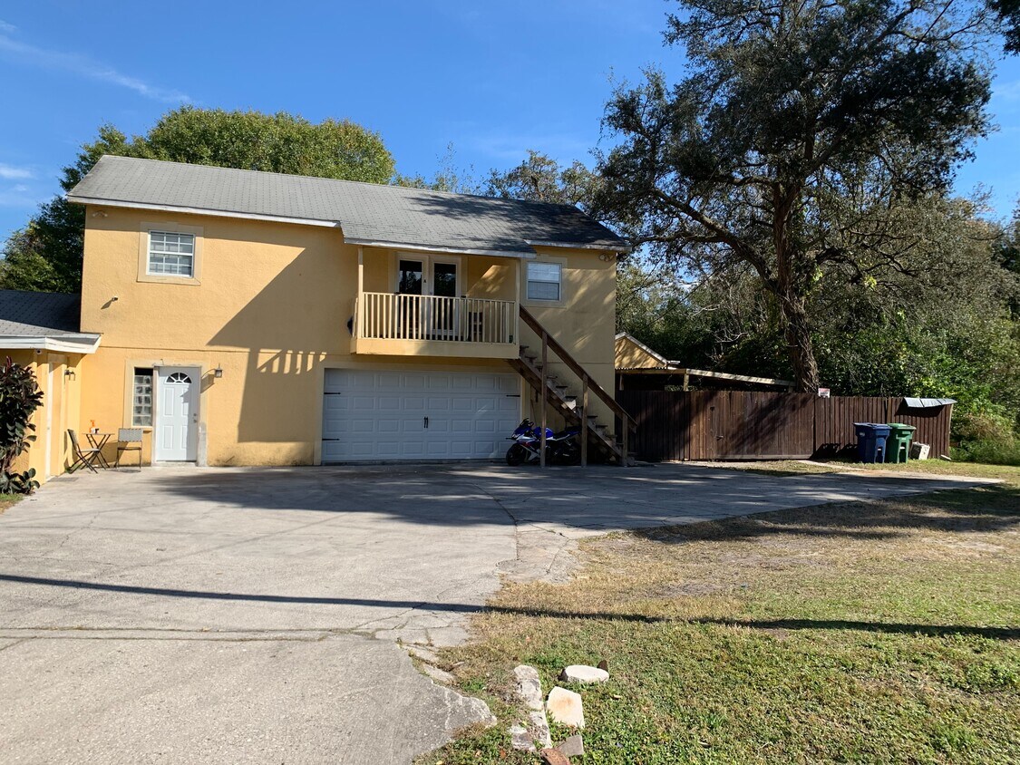 Main House - 9601 N Rome Ave