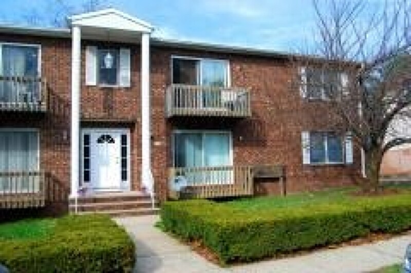 Primary Photo - 29 Fairview Pl