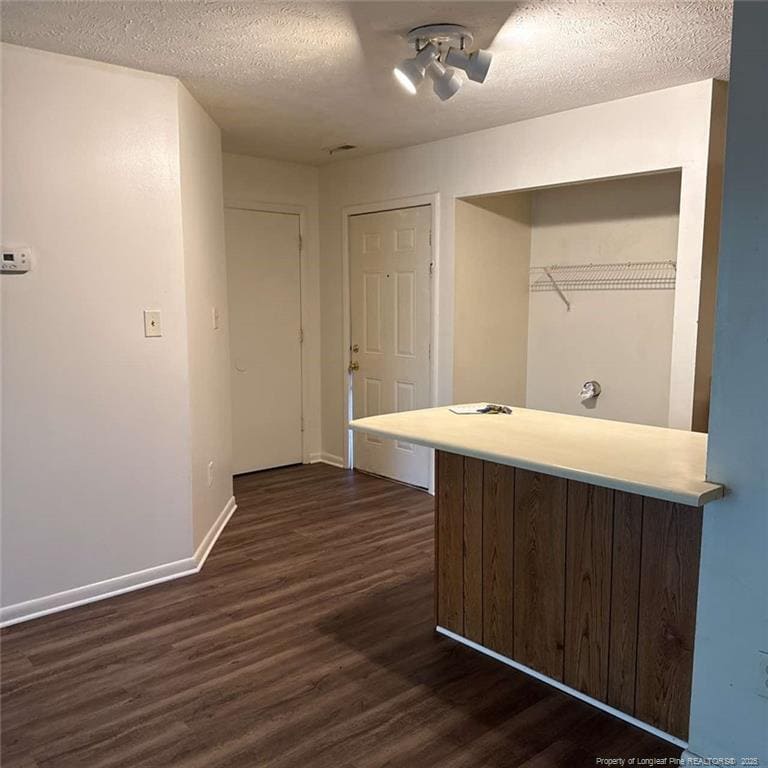 Primary Photo - 6408 Starbrook Dr