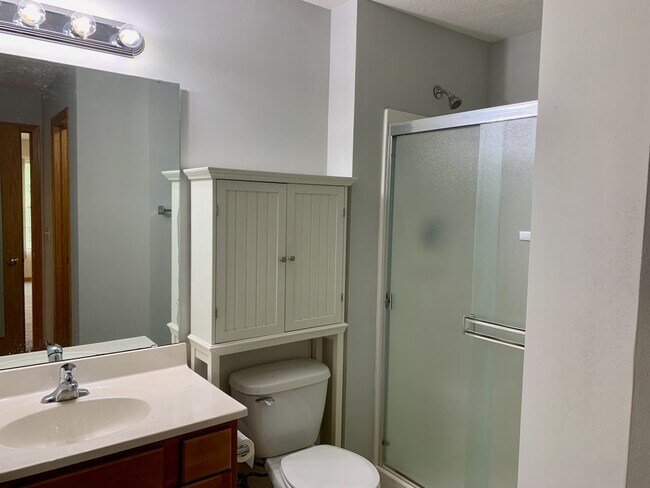 Foto del edificio - 964 Buckingham Ln