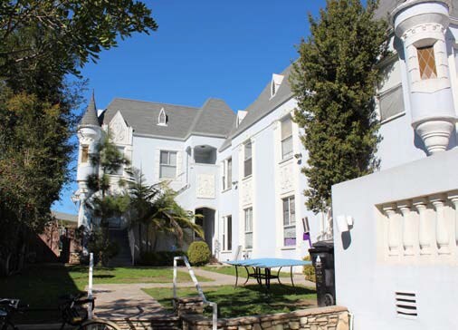 Building Photo - Blue Castle