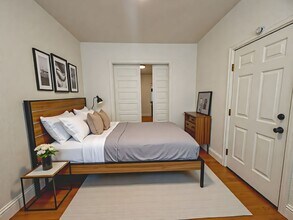 Building Photo - 118 S Richland Ave