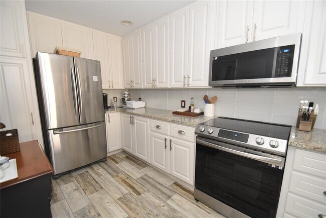 Foto del edificio - 5397 Davini St