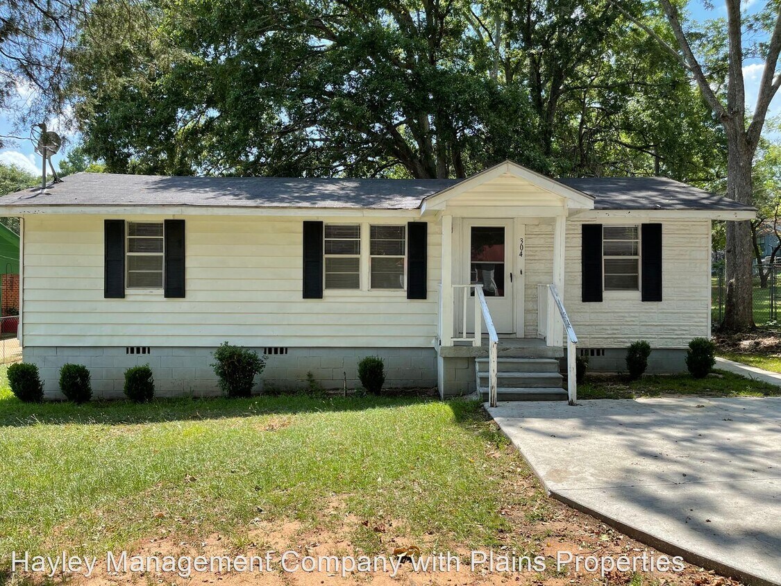 Foto principal - 3 br, 1 bath House - 304 Darden Street