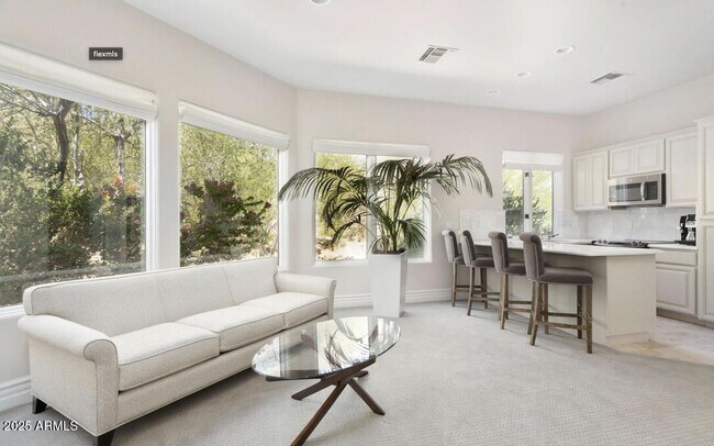 Foto del edificio - 5718 N 54th St