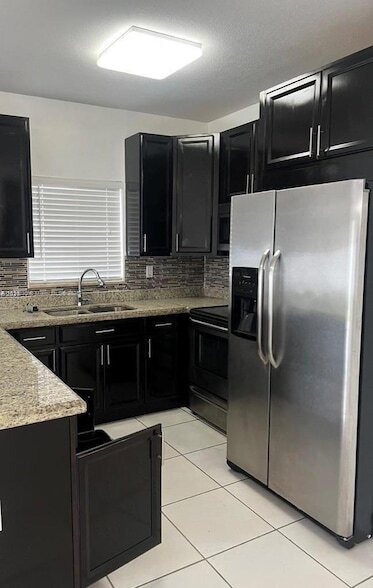Foto del edificio - 13941 SW 13th St
