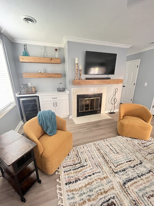 413 S Timber Dr, Nashville, TN 37214 Condo for Rent in Nashville, TN