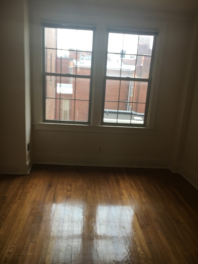 The Oxford Apartments Apartments Washington, DC