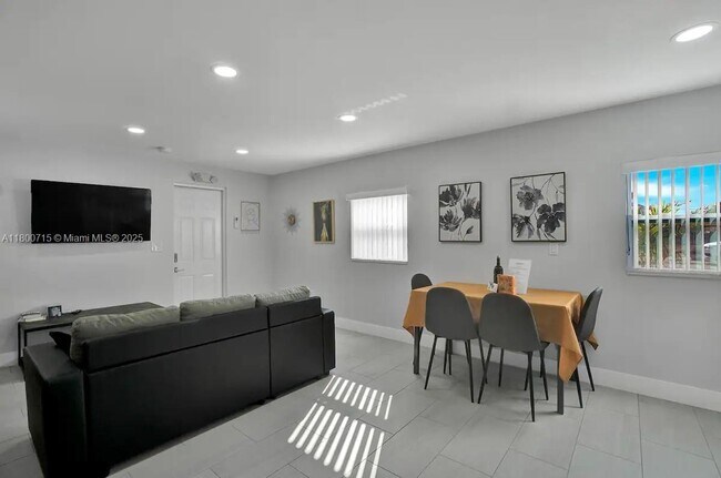 Foto del edificio - 5 Eastview Ave