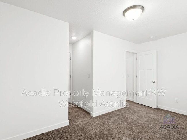 Foto del edificio - 664 N 130 E