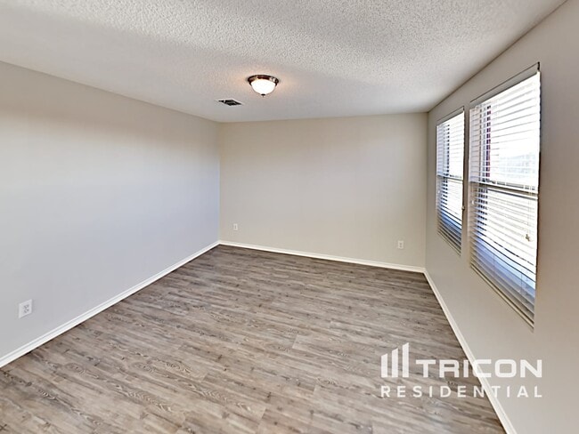 Building Photo - 1428 Junction Run