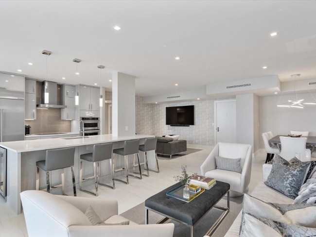 Foto del edificio - 3200 N Ocean Blvd