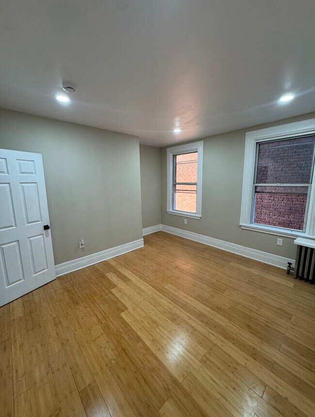 Foto del edificio - 265 N 7th St