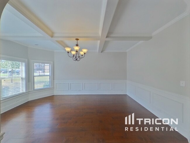 Building Photo - 1206 Trophy Clb Ave