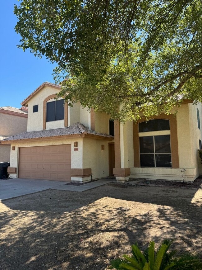 Foto del edificio - 4 BEDROOM IN CHANDLER WITH POOL