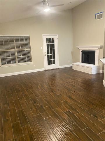 Foto del edificio - 2030 Oak Creek Ct