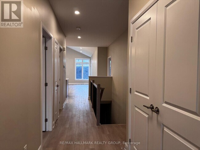 Photo du bâtiment - 1485 Flanders Rd