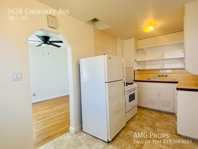 Foto del edificio - Charming, character filled cottage with la...